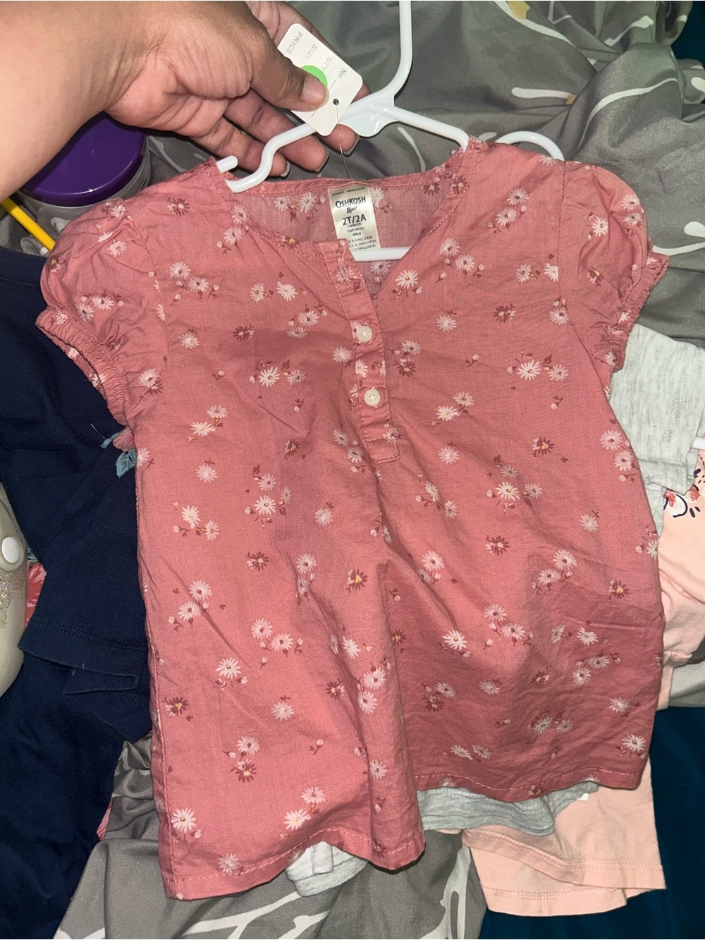 🍄3 for $10🍄 OshKosh B'gosh Dusty Rose Floral Henley Top